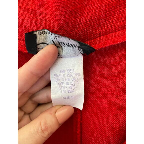 Vintage Red Linen Shorts by Alanni by Donnybrook, Women's size 12, fits S-M - Picture 5 of 9